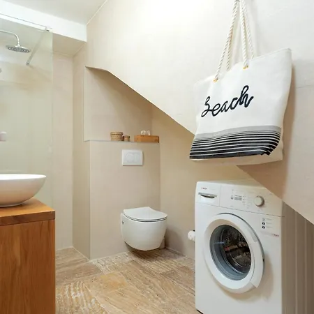 La Maison - Zf Hvar Apartman *