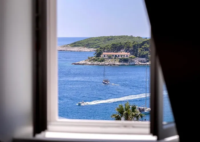 Apartman La Maison - Zf Hvar